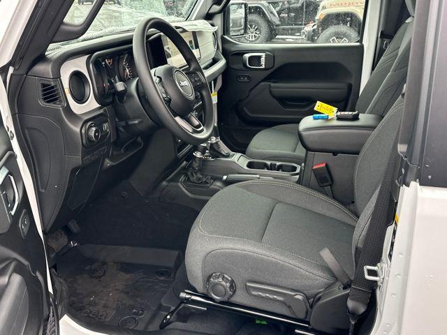 new 2026 Jeep Wrangler car, priced at $36,124