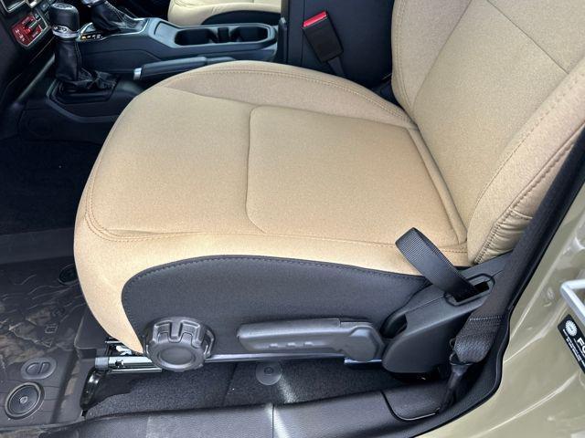 new 2026 Jeep Gladiator car, priced at $55,970