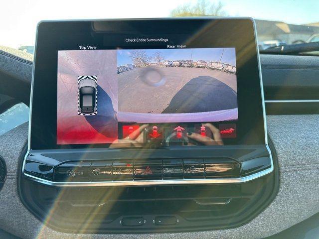 new 2024 Jeep Compass car, priced at $26,000