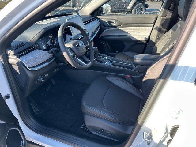 new 2024 Jeep Compass car, priced at $26,000