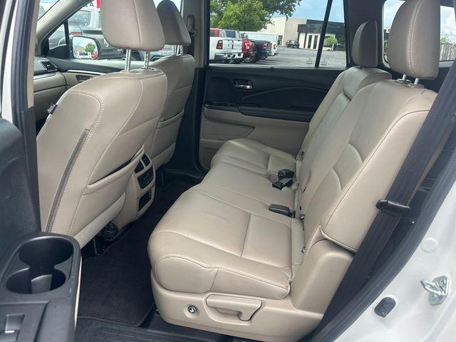 used 2022 Honda Pilot car, priced at $24,034