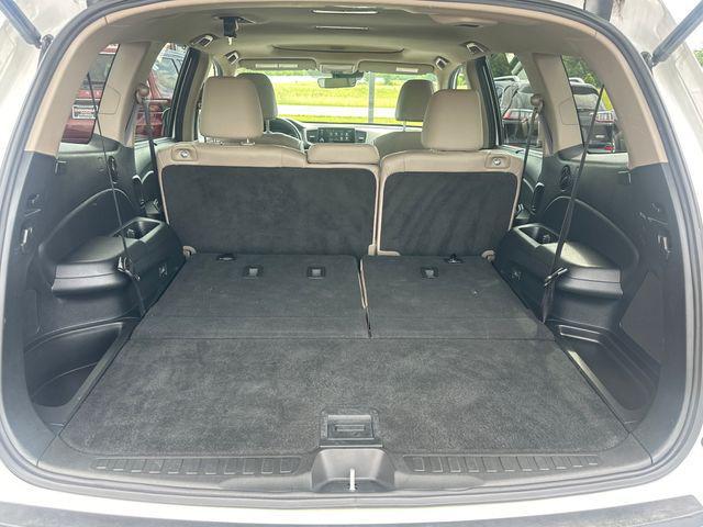 used 2022 Honda Pilot car, priced at $24,034