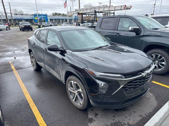 used 2025 Chevrolet Trax car