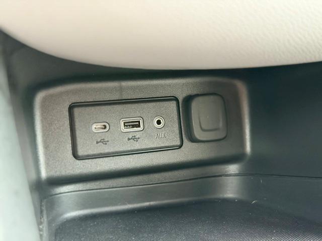 used 2023 Chevrolet Equinox car, priced at $20,997