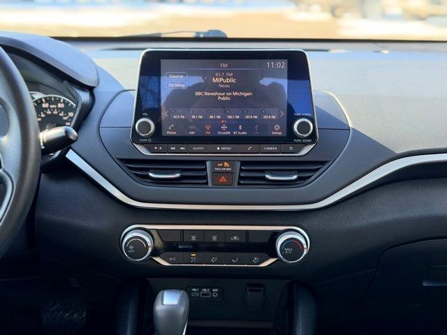 used 2021 Nissan Altima car, priced at $18,999