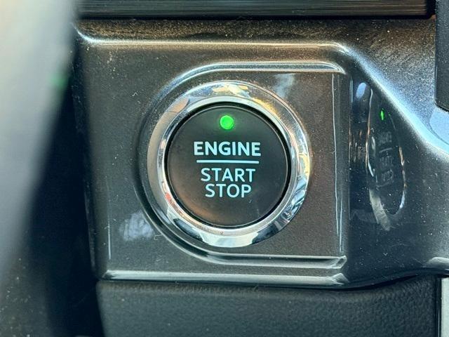 used 2021 Ford F-150 car, priced at $21,500