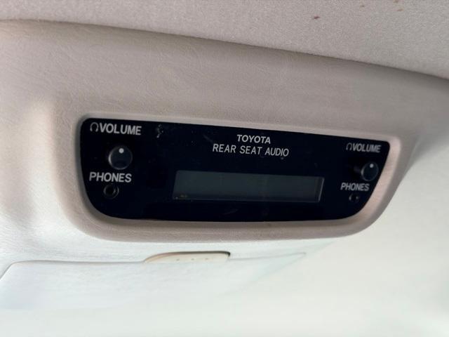 used 2005 Toyota Sienna car, priced at $6,999