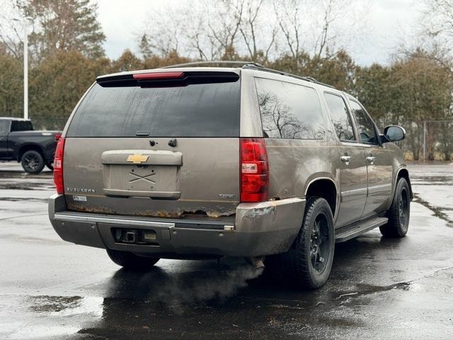 used 2011 Chevrolet Suburban car, priced at $2,200