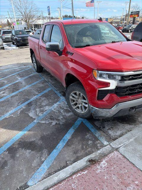 used 2024 Chevrolet Silverado 1500 car, priced at $42,997