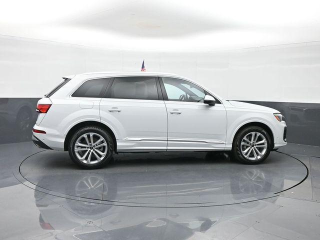 used 2025 Audi Q7 car, priced at $53,000