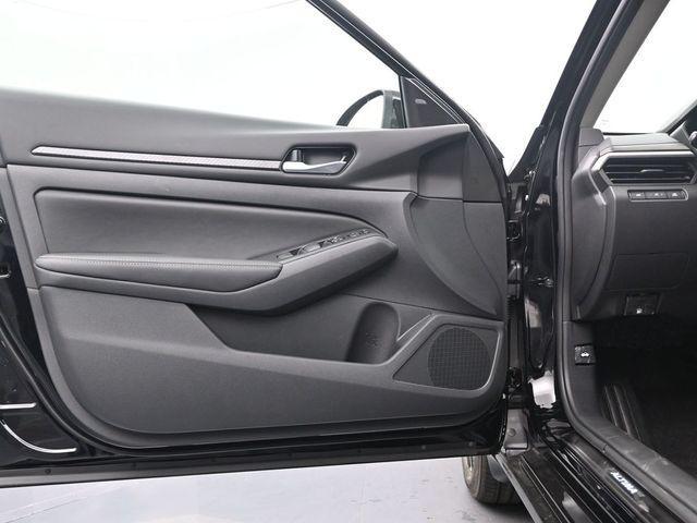 new 2025 Nissan Altima car, priced at $31,331