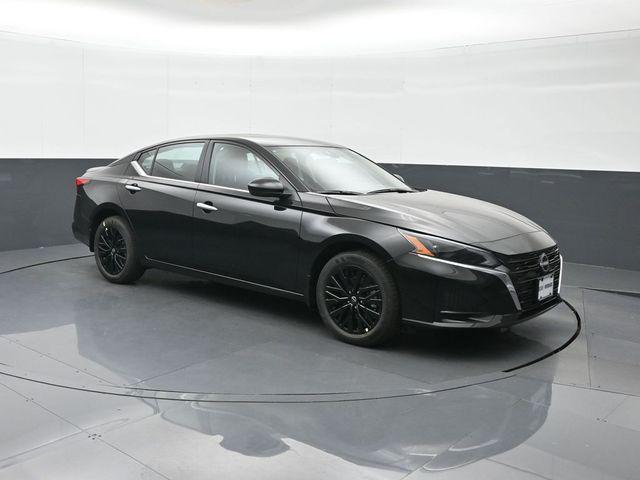 new 2025 Nissan Altima car, priced at $31,331