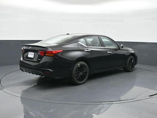 new 2025 Nissan Altima car, priced at $31,331