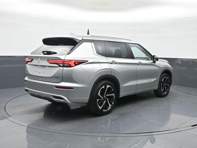 used 2022 Mitsubishi Outlander car, priced at $22,800
