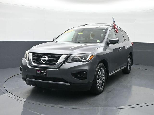 used 2020 Nissan Pathfinder car, priced at $16,000