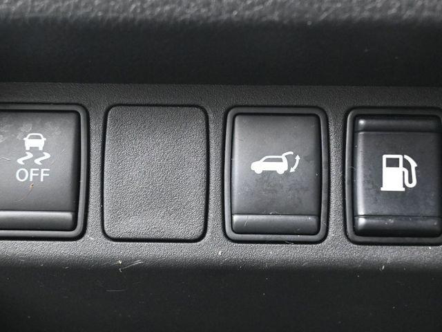 used 2018 Nissan Rogue car, priced at $11,494