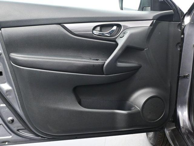 used 2018 Nissan Rogue car, priced at $9,899