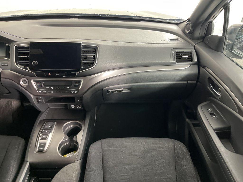 used 2022 Honda Pilot car, priced at $23,250