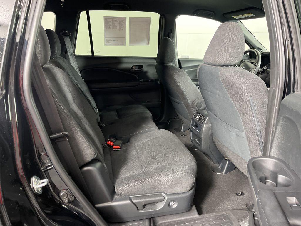 used 2022 Honda Pilot car, priced at $23,250