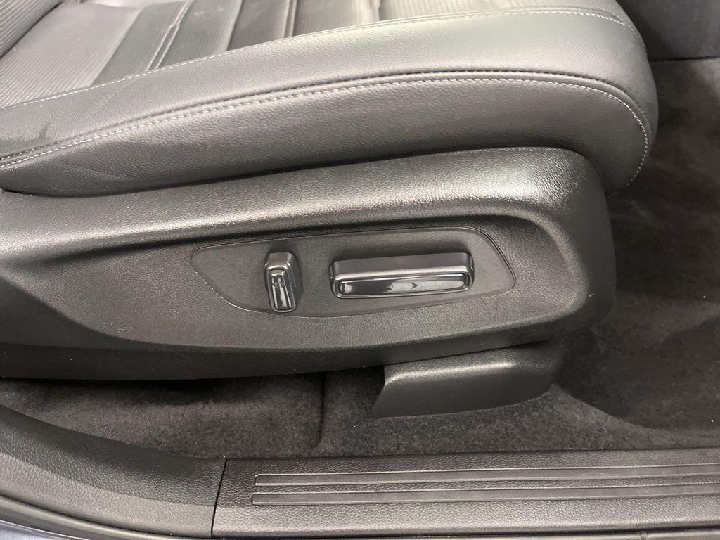 used 2025 Honda CR-V car, priced at $34,954