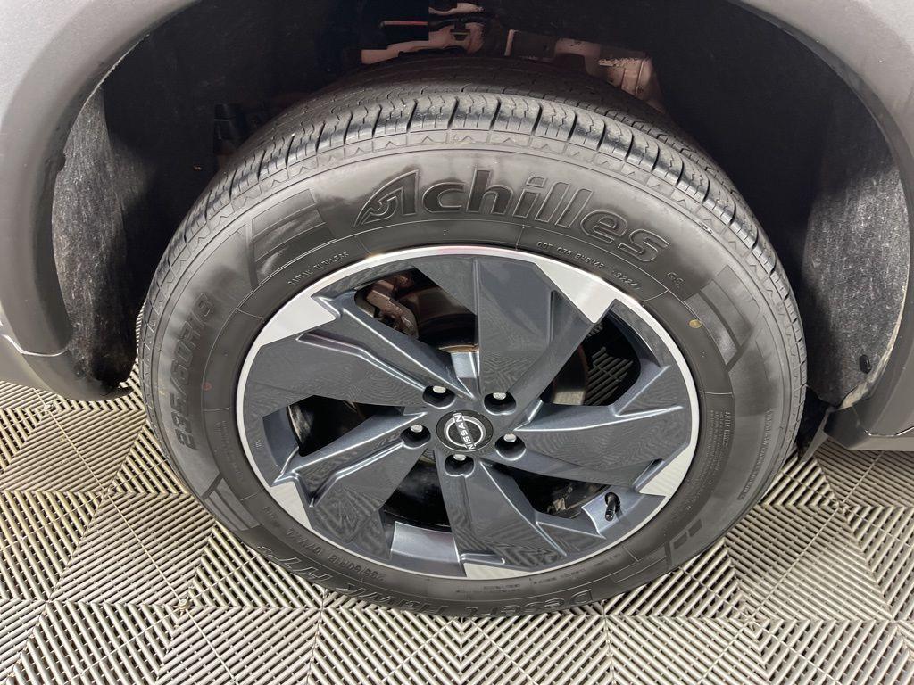 used 2024 Nissan Rogue car, priced at $20,936