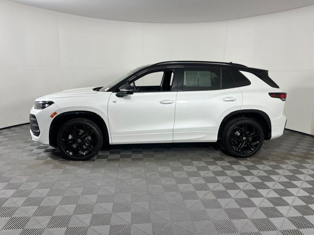 used 2026 Volkswagen Tiguan car, priced at $37,879