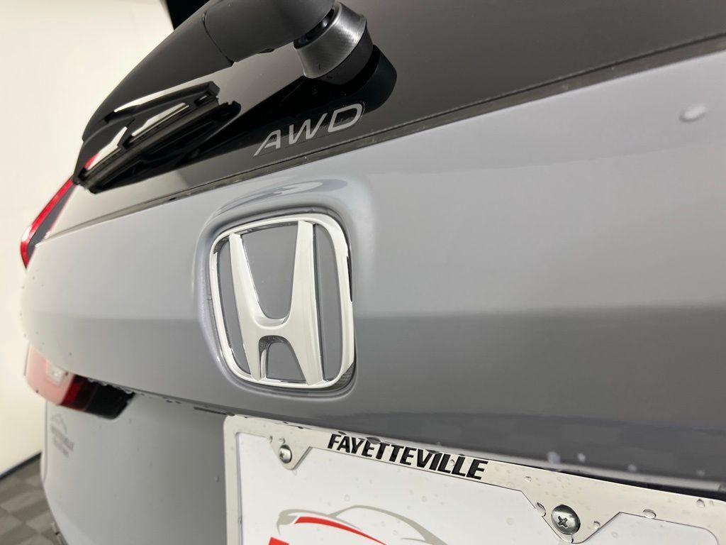 new 2026 Honda CR-V Hybrid car, priced at $40,705