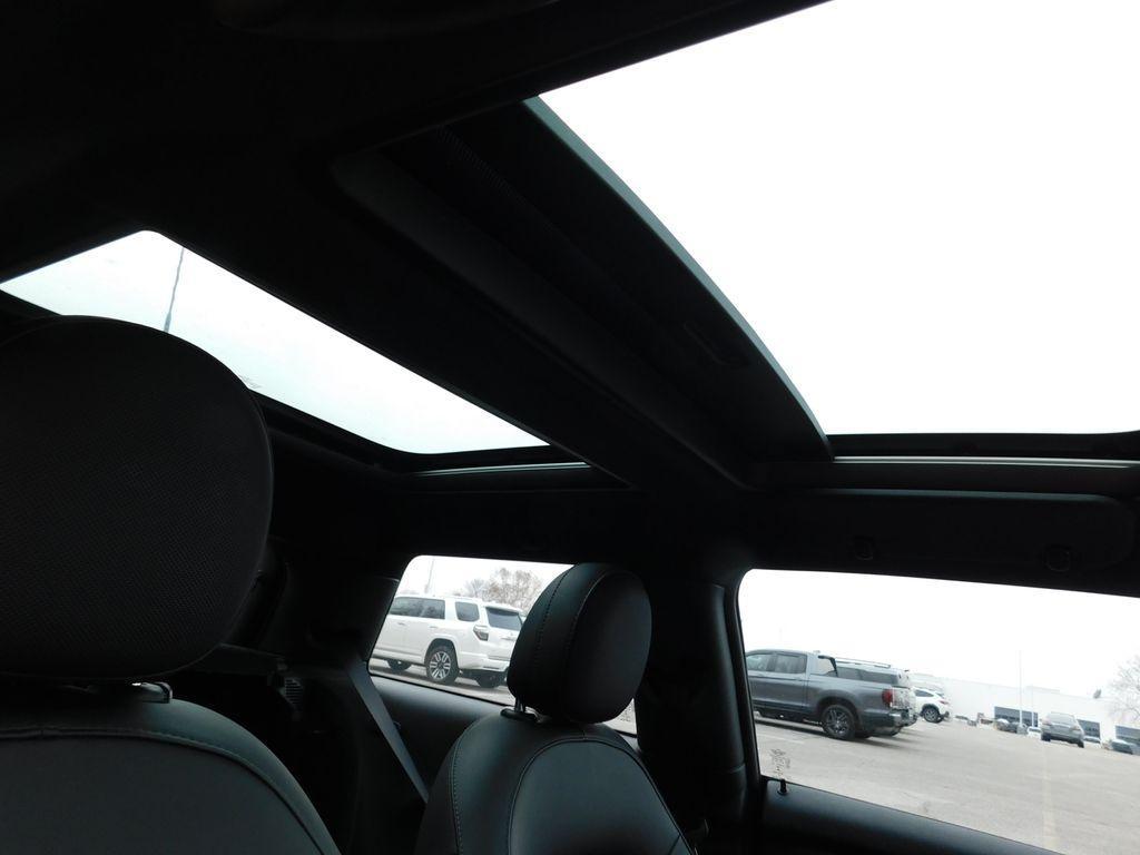 used 2019 MINI Hardtop car, priced at $18,415