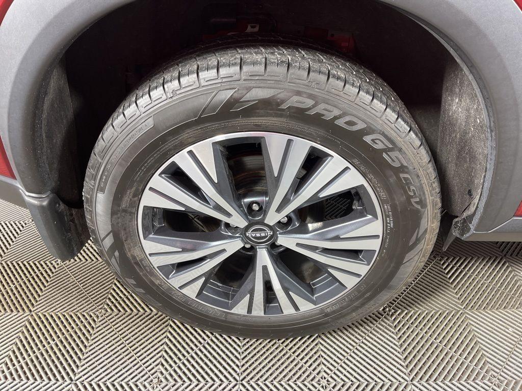 used 2023 Nissan Rogue car, priced at $24,976