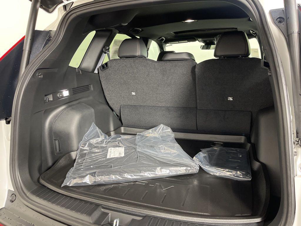new 2026 Honda CR-V Hybrid car, priced at $38,638