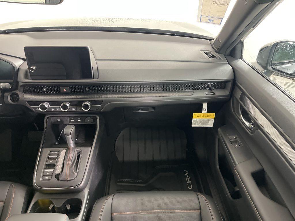 new 2026 Honda CR-V Hybrid car, priced at $40,175