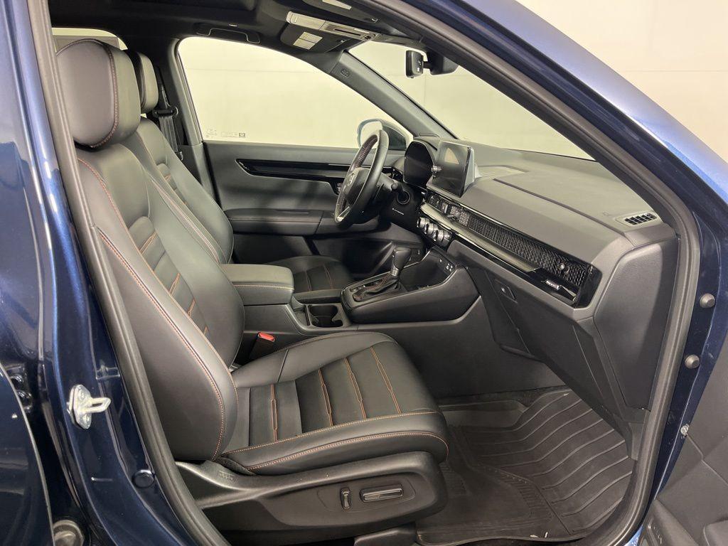 used 2025 Honda CR-V Hybrid car, priced at $35,010