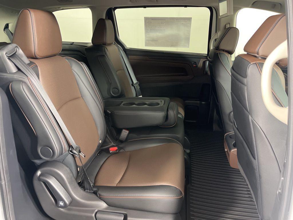 new 2026 Honda Odyssey car, priced at $54,605