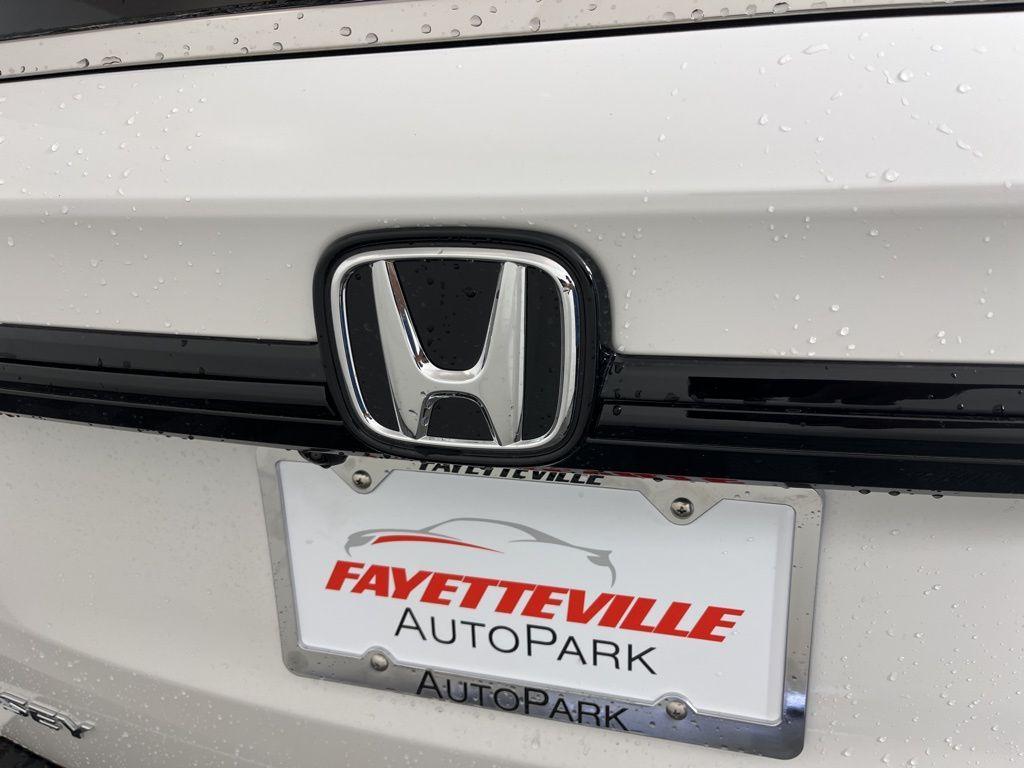 new 2026 Honda Odyssey car, priced at $54,605