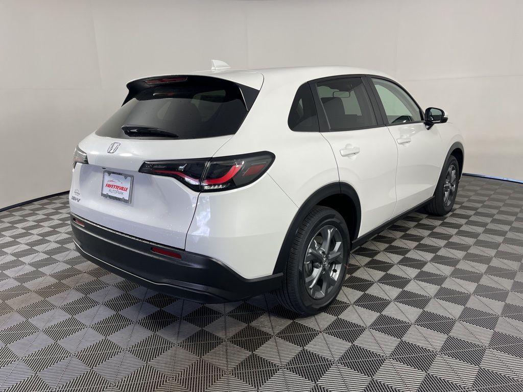 new 2026 Honda HR-V car, priced at $28,405