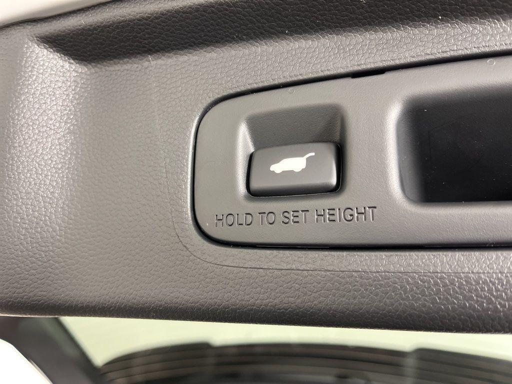 new 2026 Honda CR-V Hybrid car, priced at $40,630