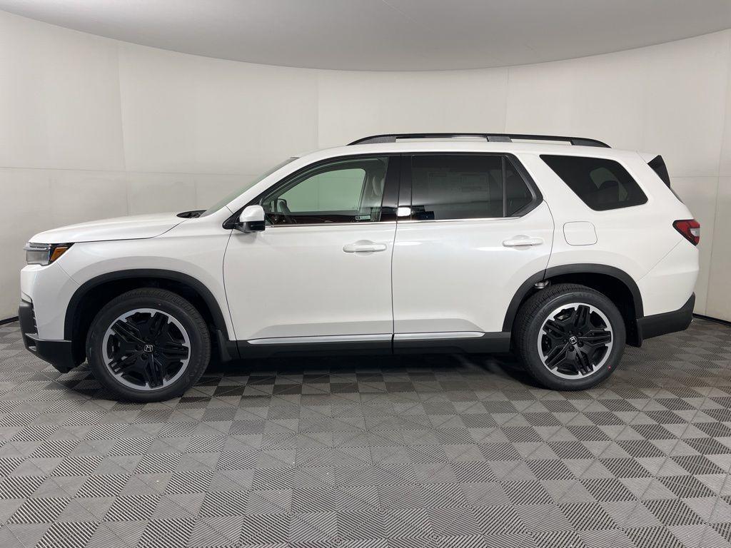 new 2026 Honda Pilot car, priced at $54,245