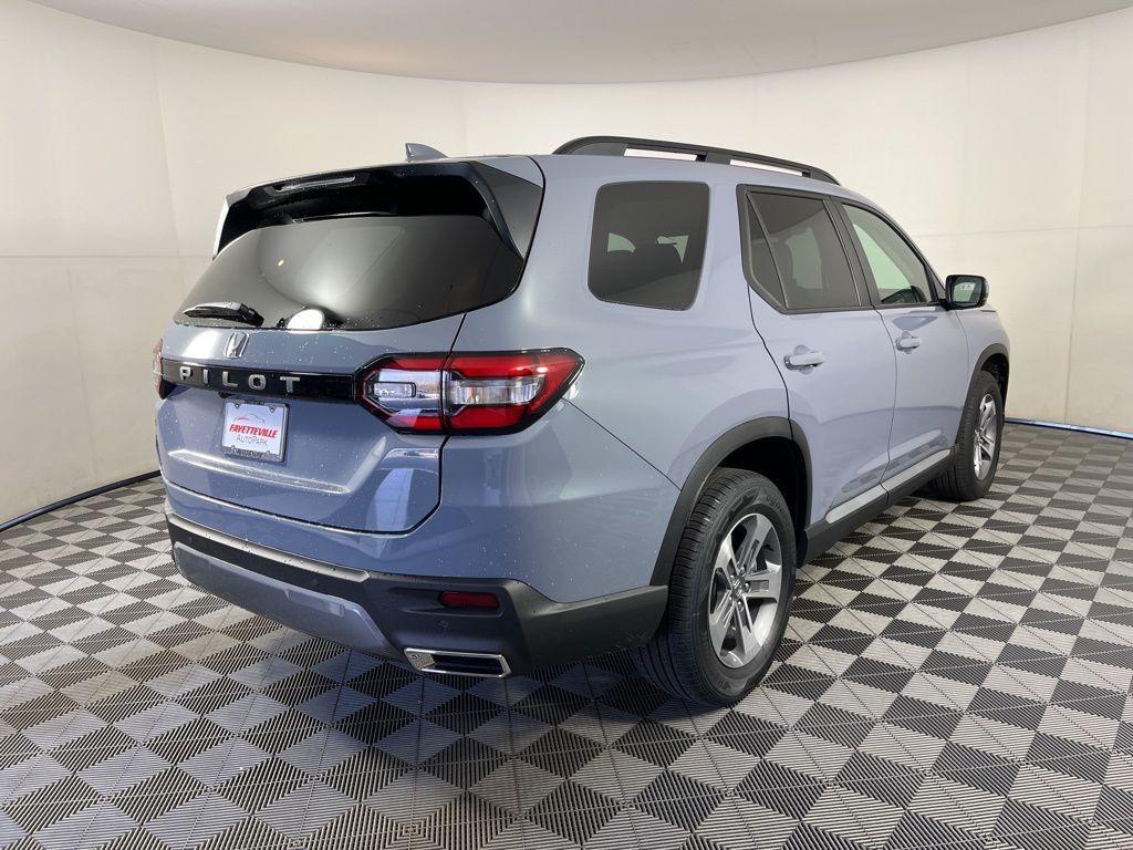 new 2026 Honda Pilot car, priced at $47,195