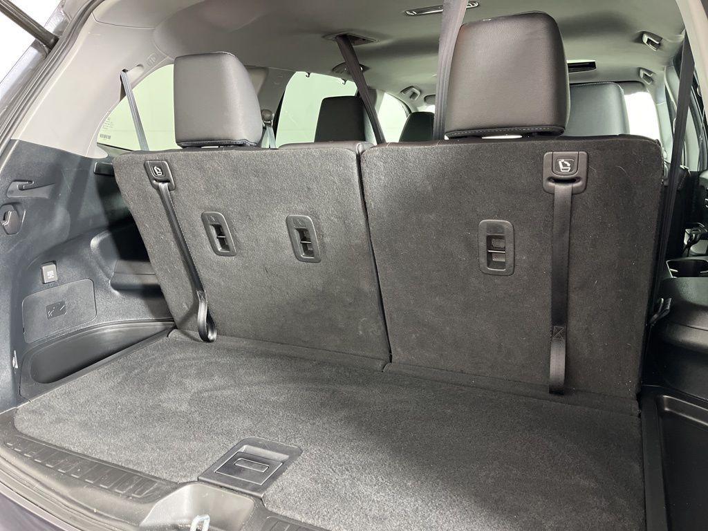 used 2022 Honda Pilot car, priced at $31,595