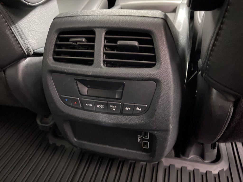 used 2022 Honda Pilot car, priced at $31,595