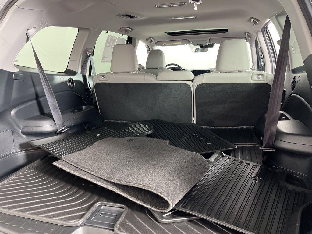 used 2022 Honda Pilot car, priced at $33,358