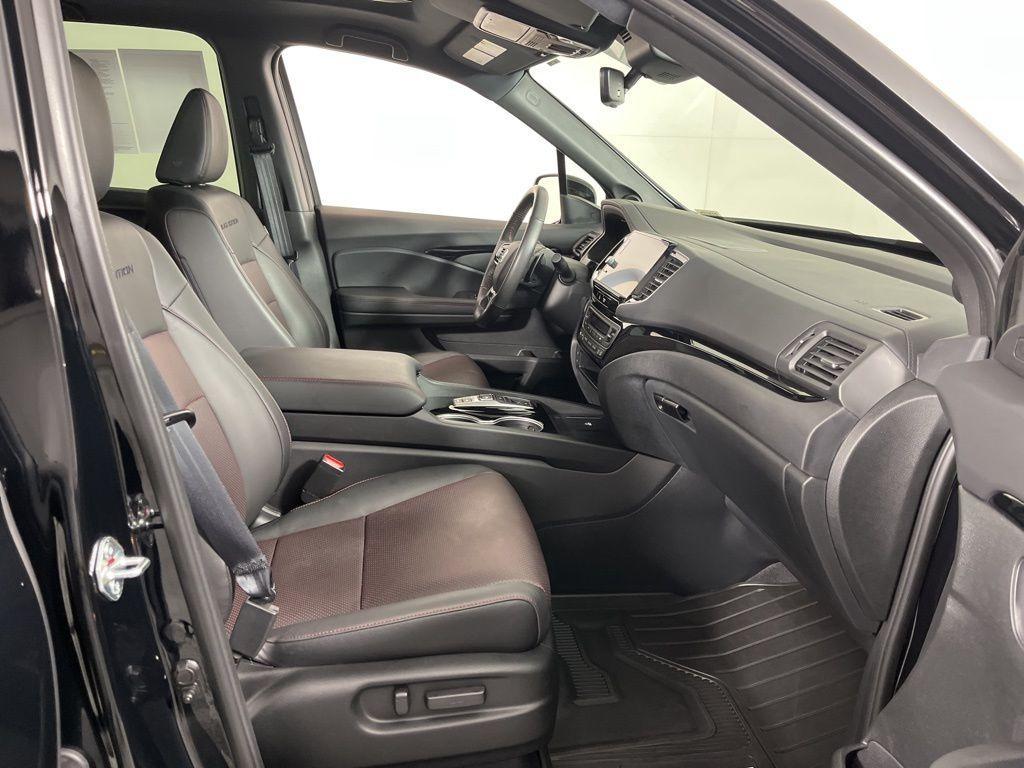 used 2025 Honda Ridgeline car, priced at $39,572