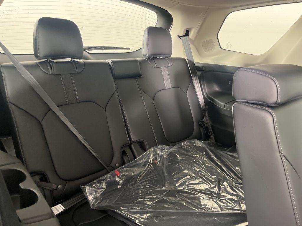 new 2025 Honda Pilot car, priced at $54,300