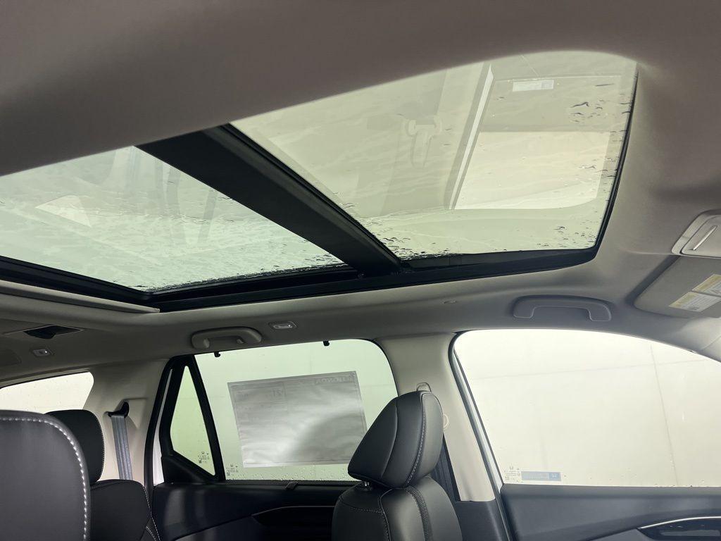 new 2025 Honda Pilot car, priced at $54,300