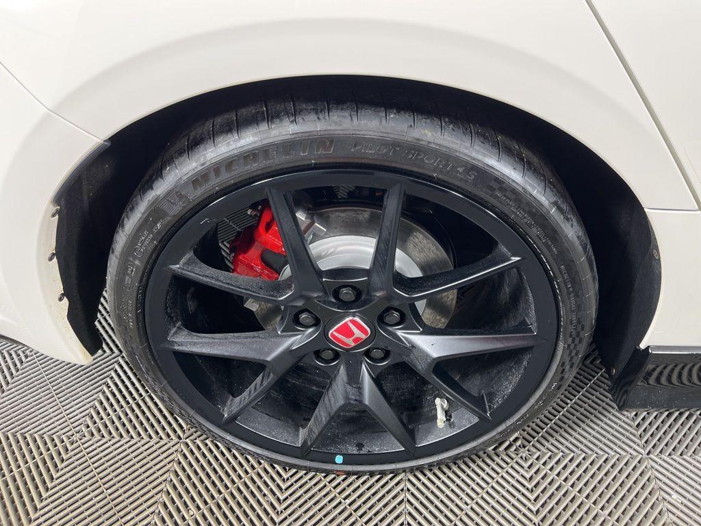 new 2025 Honda Civic Type R car, priced at $47,545