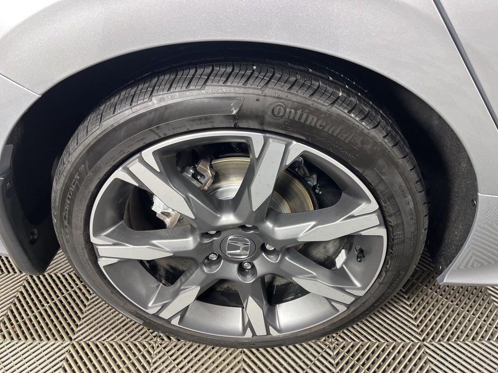 used 2025 Honda Civic Hybrid car, priced at $30,150