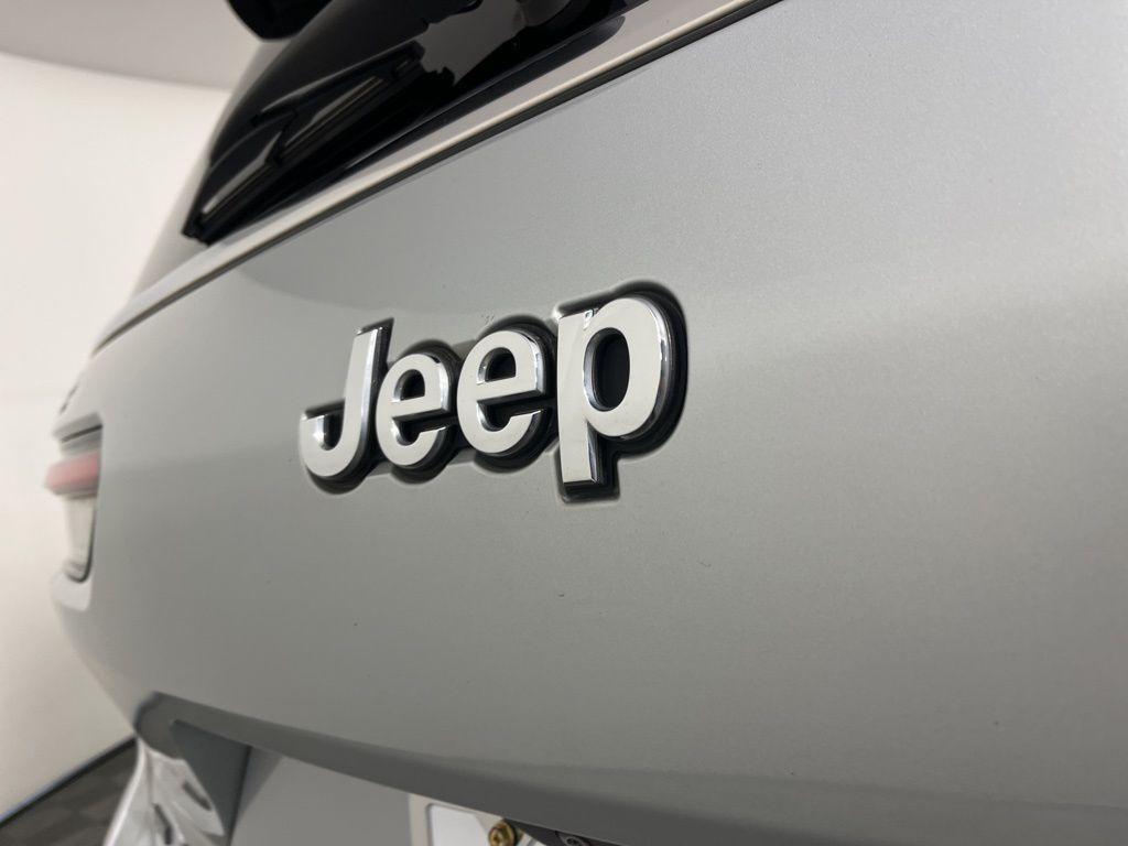 used 2021 Jeep Grand Cherokee L car, priced at $27,926