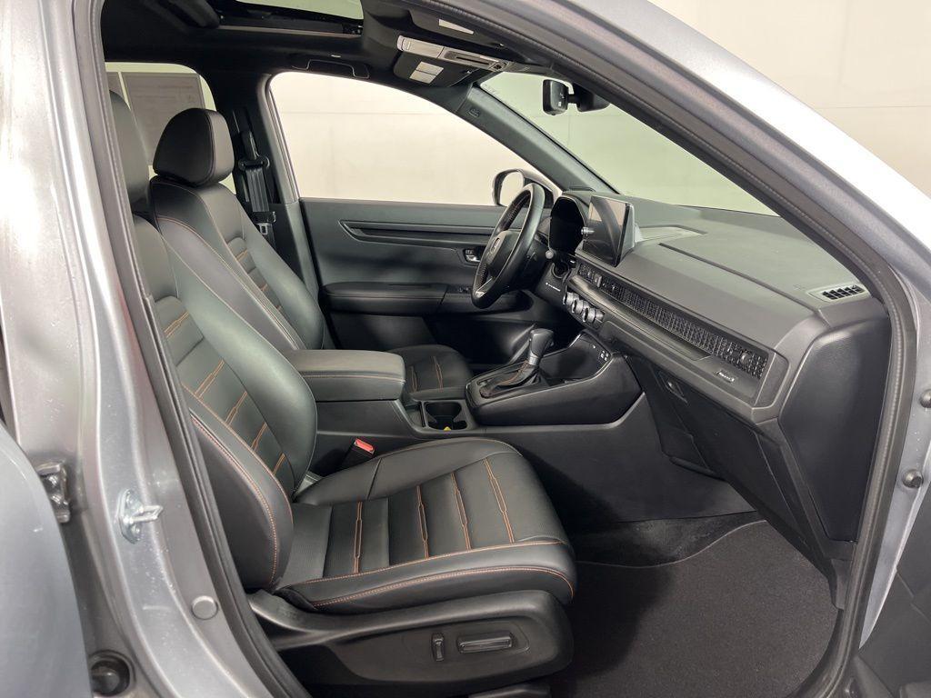 used 2025 Honda CR-V Hybrid car, priced at $34,070