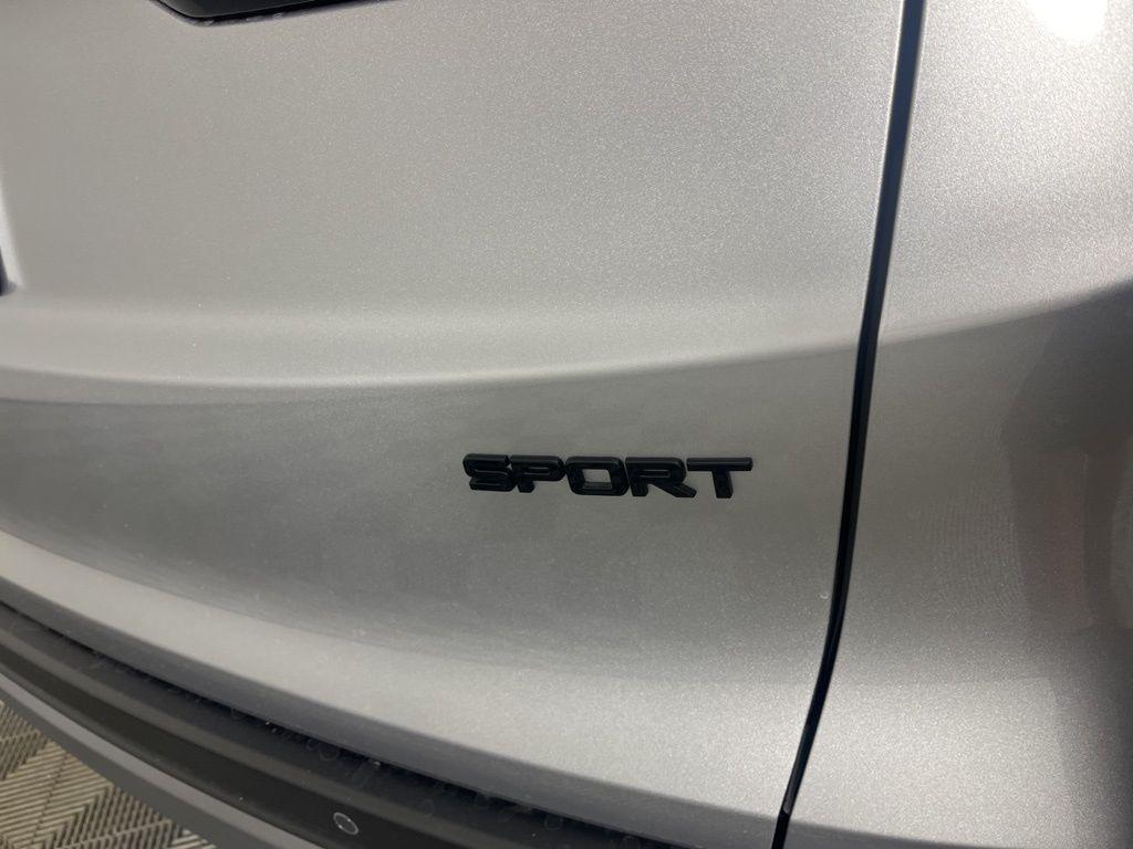 new 2026 Honda CR-V Hybrid car, priced at $39,684