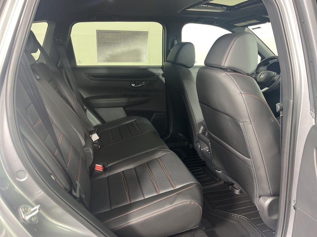 new 2026 Honda CR-V Hybrid car, priced at $39,684